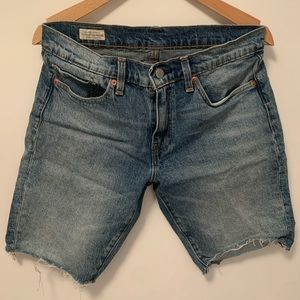Mens Levi’s Premium 511 Slim Fit Cut-off Denim Shorts- SZ 31
